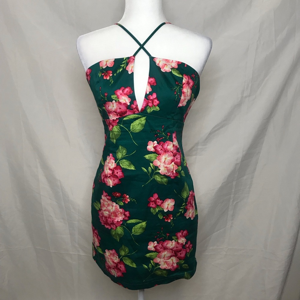 Forever 21 Floral Crisscross Dress